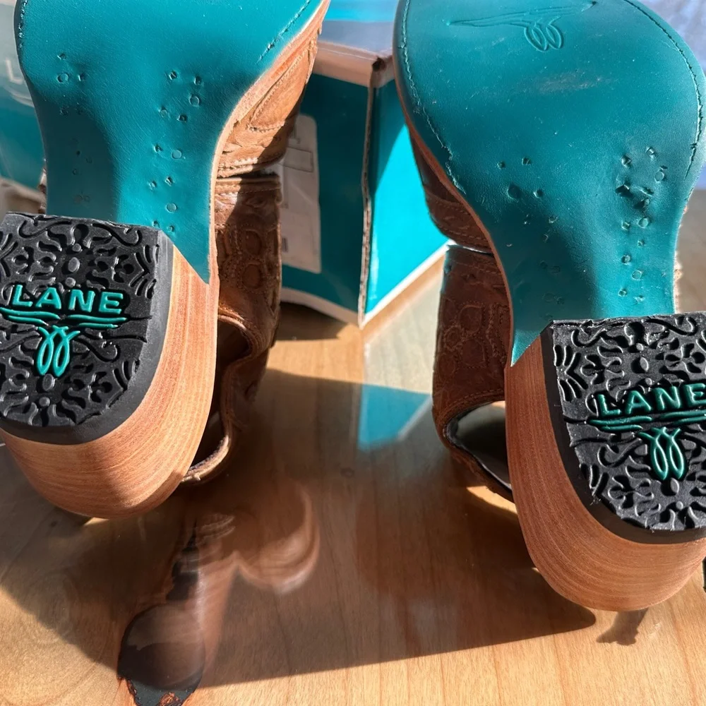 Lane Women's Tan Embroidered Mules - Picture 10 of 11